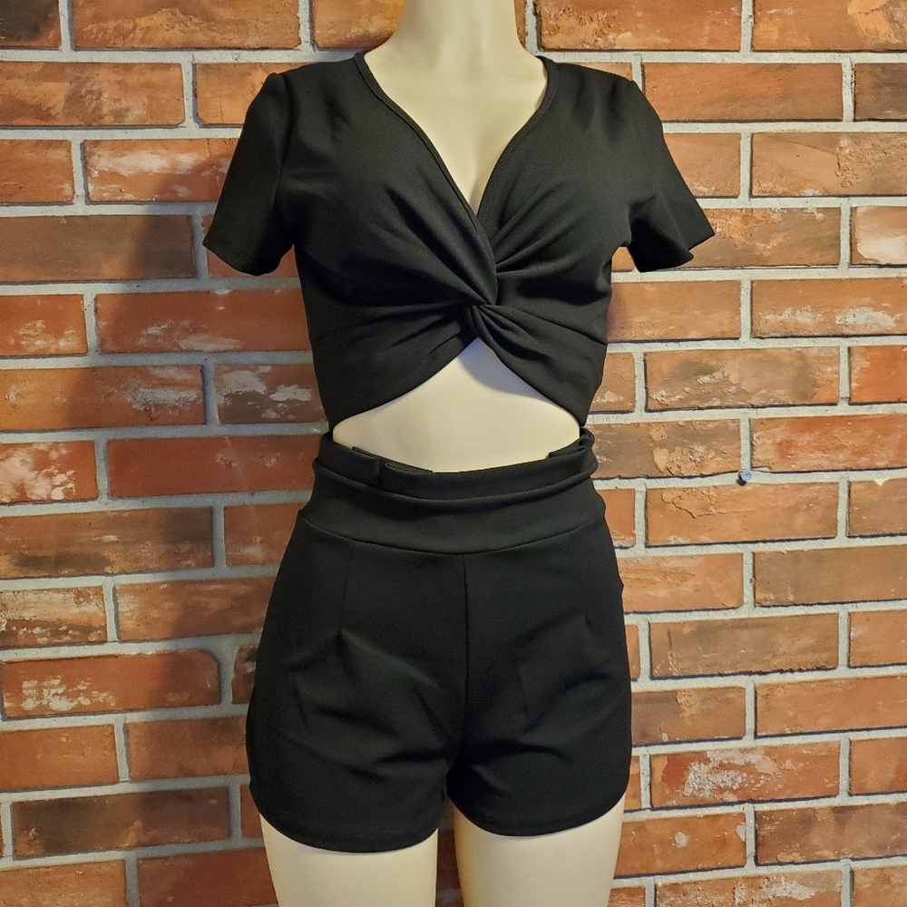 Black 2 piece short set